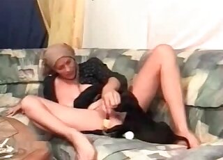 Leggy slut spreads her legs to get her pussy licked by a puppy